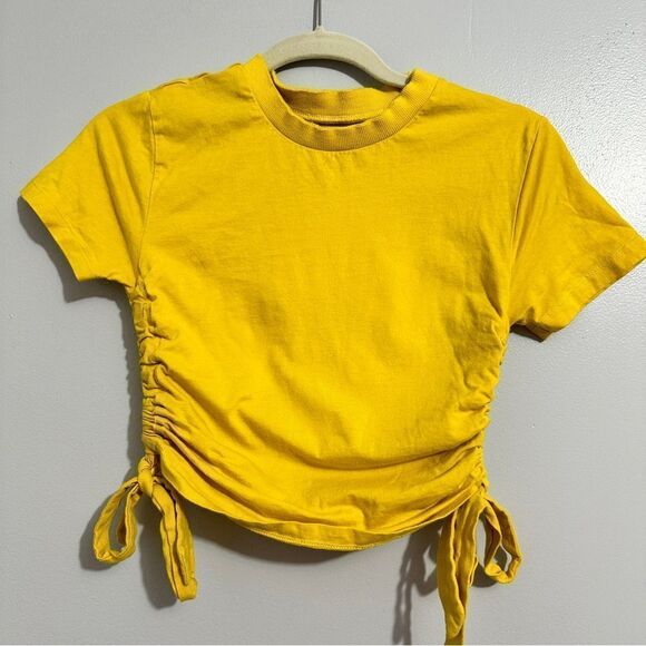 Urban Outfitters yellow crop top with ties on sides size medium - Picture 1 of 4